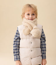 Load image into Gallery viewer, Down Vest With Teddy Scarf
